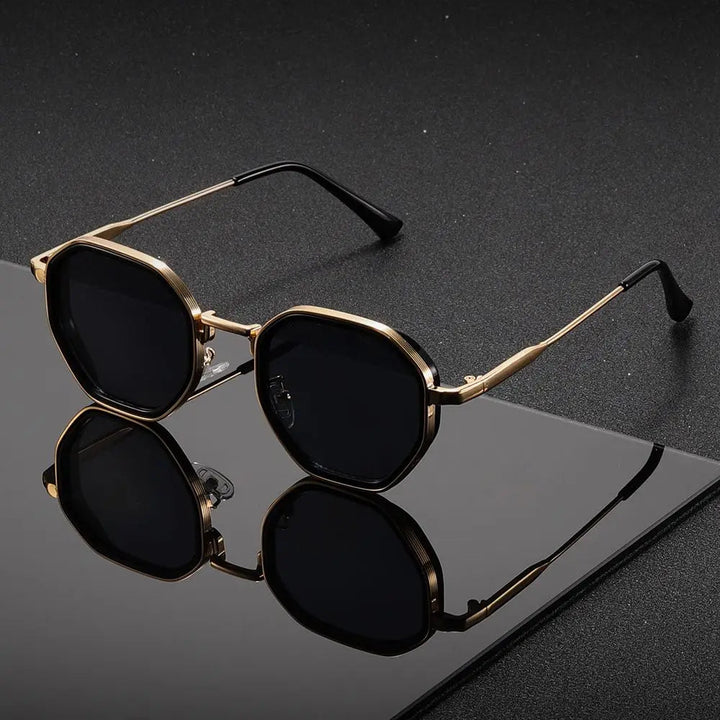 Harlow | Blackline Icon Sunglasses