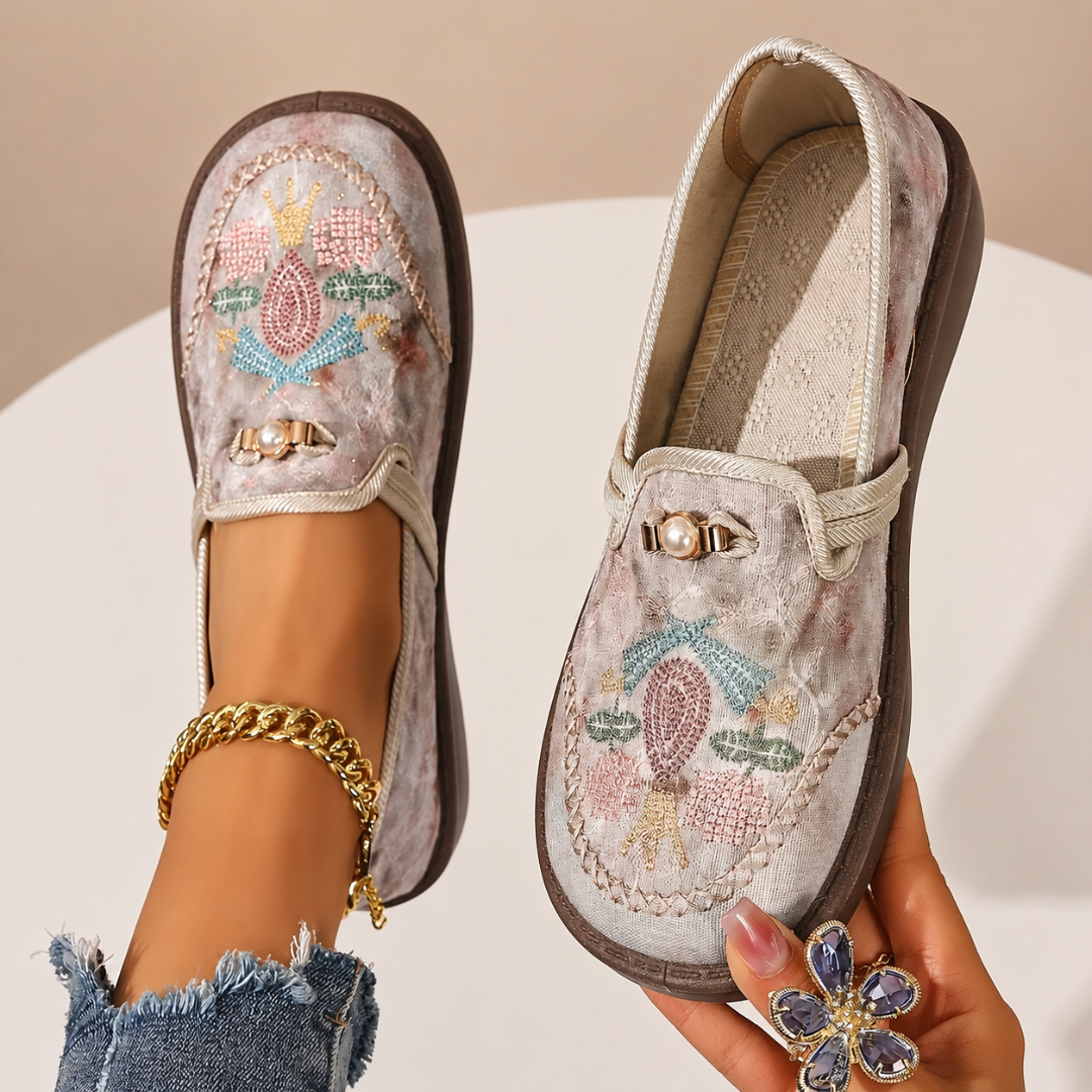 Kitty | Orthopaedic Embellished Flats