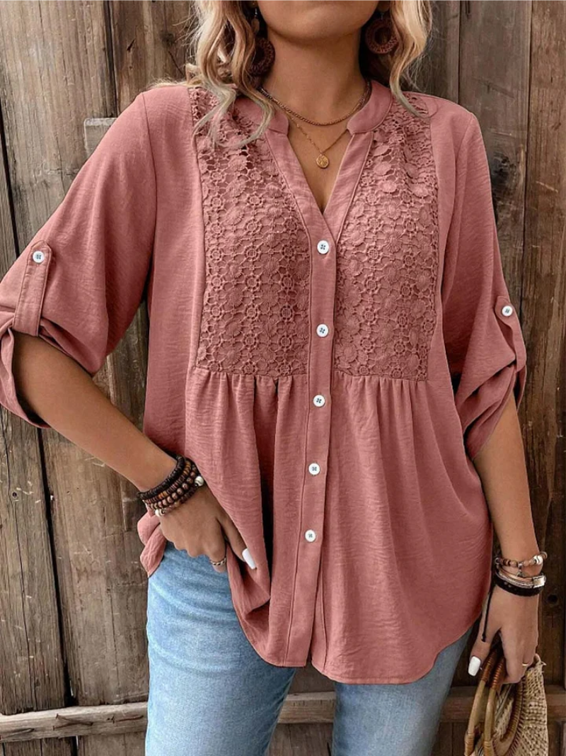 Britta | Embroidered V-Neck Relaxed Blouse
