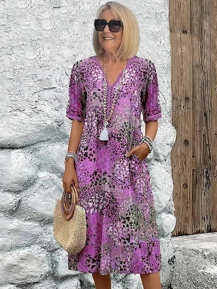 Guardy | Classic V-Neck Dress